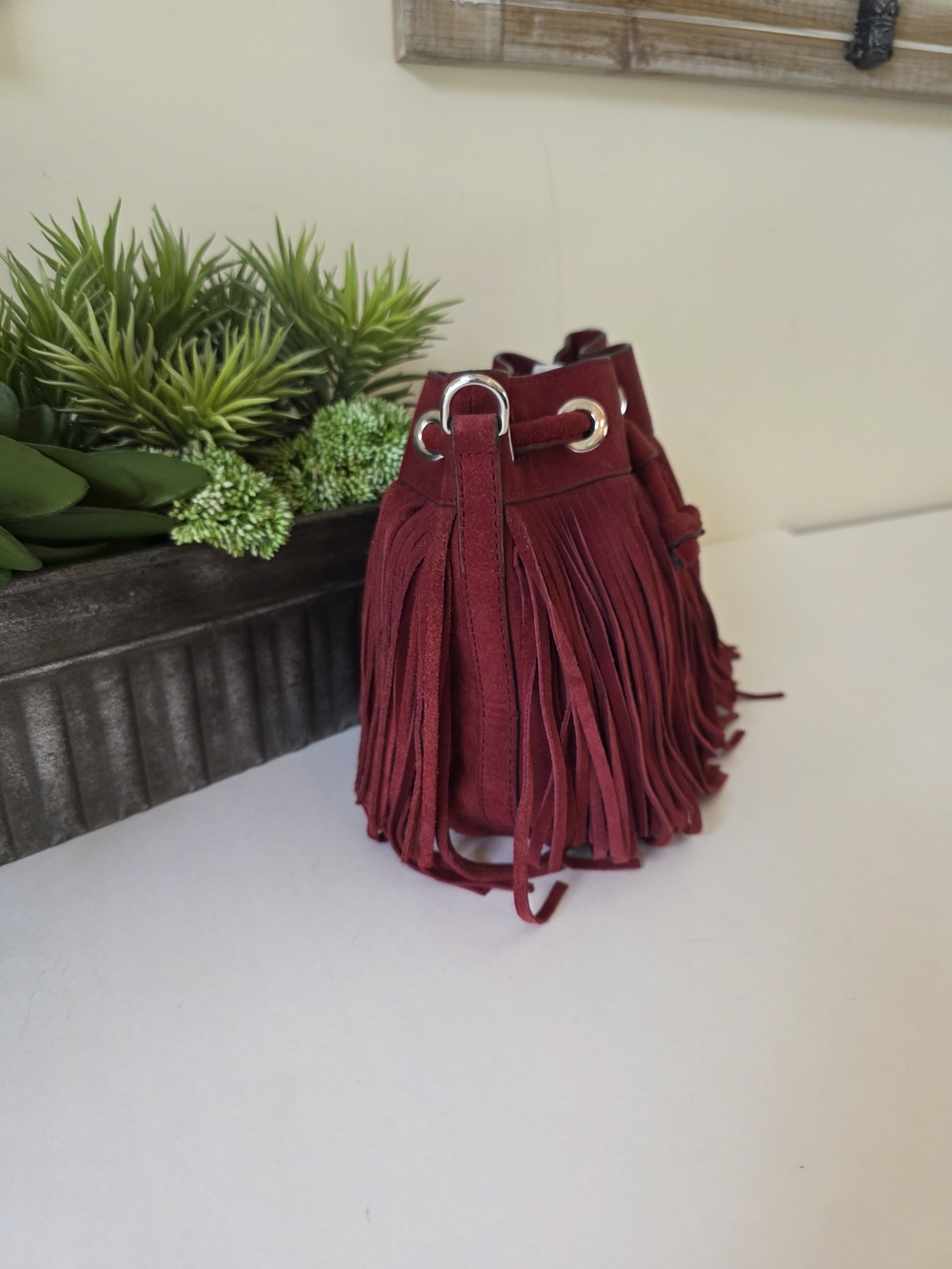 Rebecca Minkoff Fiona Mini Burgandy Suede Fringe Bucket Croasbody Bag - Picture 4 of 11